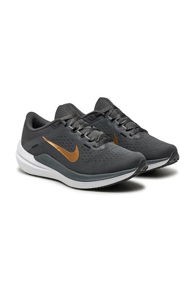 Nike Bílé a černé běžecké boty pro dospělé