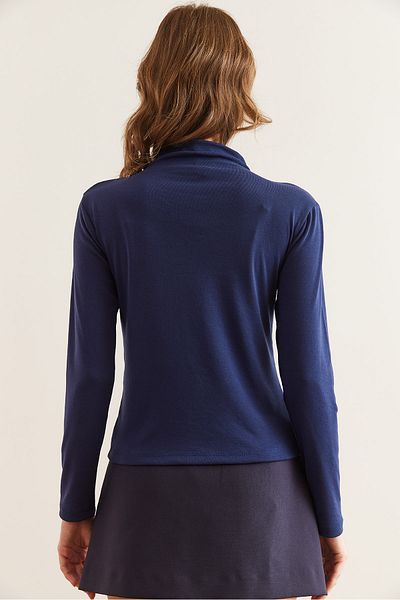 Olalook Γυναικεία μπλούζα μπλέ Navy μπροστινή ραφή με λεπτομέρεια γιακά με απαλή υφή Lycra BLZ- 19002852