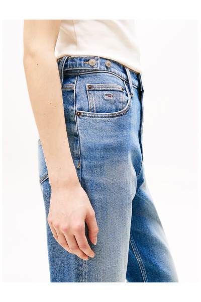 Tommy Hilfiger UH TPR TAB BI0134 Modell MOM JEAN