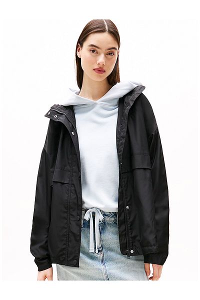 Tommy Hilfiger TJW OVERSIZOVANÝ WINDBREAKER