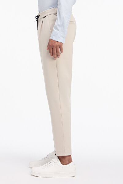 Calvin Klein Comfortable Cut Knit Tapered Pleat