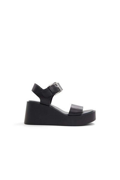 Call it Spring Merisa Women's Black Sandals