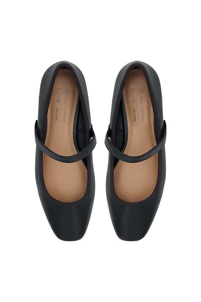 Call it Spring Trina black women's flat shoes