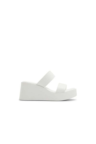 Call it Spring Feliciia White Women's Slippers