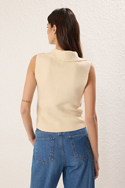 Trendyol Collection Stone Slim Polo Neck Vest Twoss25Ye00067