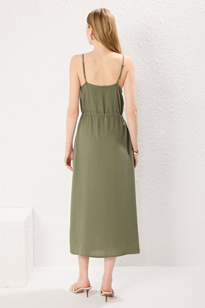 Trendyol Collection Khaki květinové vyšívané maxi tkané šaty TWOSS23EL01431