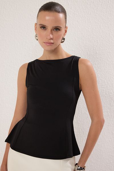 Trendyol Collection Μαύρη πλεκτή μπλούζα Peplum TWOSS25BZ00265