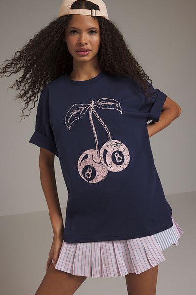 Trendyol Collection Πλεκτό μπλουζάκι με στάμπα Cherry Navy Blue Oversize - TWOSS25TS00122
