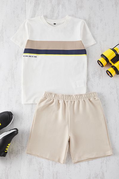 TRENDYOLKIDS Tricou tricotat cu imprimeu din bumbac pentru băiat ecru - Set pantaloni scurți de jos-Top TKDSS25AU00098