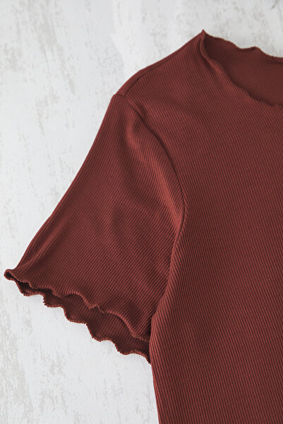 Trendyol Curve Καφέ Baby Overlock Λεπτομερές Σετ Πλεκτές Πιτζάμες με Σορτς TBBSS25AI00040