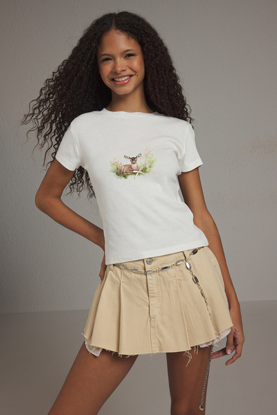 Trendyol Collection Ecru Deer bedrucktes, tailliertes/eng anliegendes Strick-...