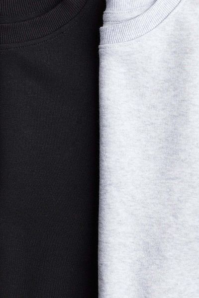 H&M 2-pack sweatshirts