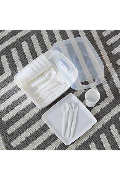 erorex Picnic 32-Piece Dining Set - Serves 6