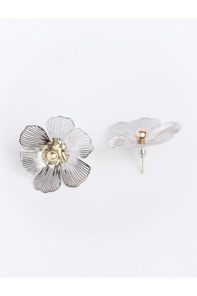 Jimmy Key Mixed Flower Detailed Earrings