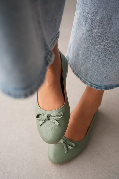 selinshoes Oliva Green Oval Toe Genuine Leather Women's Ballerinas - Bow Detail