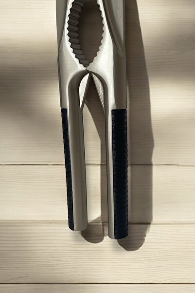 Dore Voir Döküm Fındık Kıracağı ve Ceviz Kıracağı / Paslanmaz, Kararmaz / Profesyonel Kullanıma Uygundur