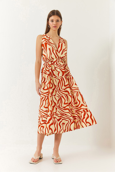 Bianco Lucci Γυναικείο φόρεμα με διπλό στήθος με λαιμόκοψη ελαστική μέση με σχοινί με στάμπα 60261428