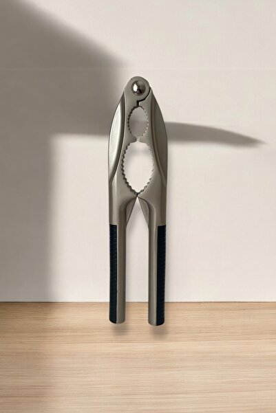 Dore Voir Döküm Fındık Kıracağı ve Ceviz Kıracağı / Paslanmaz, Kararmaz / Profesyonel Kullanıma Uygundur