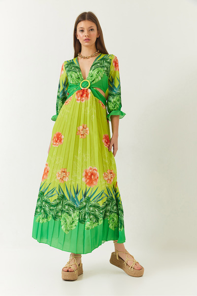 Bianco Lucci Γυναικείο φόρεμα με λεπτομέρεια με λαιμόκοψη σε V με πλισέ σχέδιο 22254 60261436