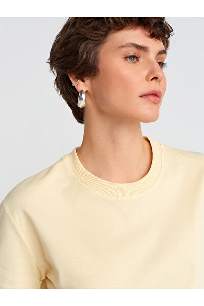 Dilvin 30312 Dekoratif Dikişli Bisiklet Yaka Tshirt-Açık Sarı