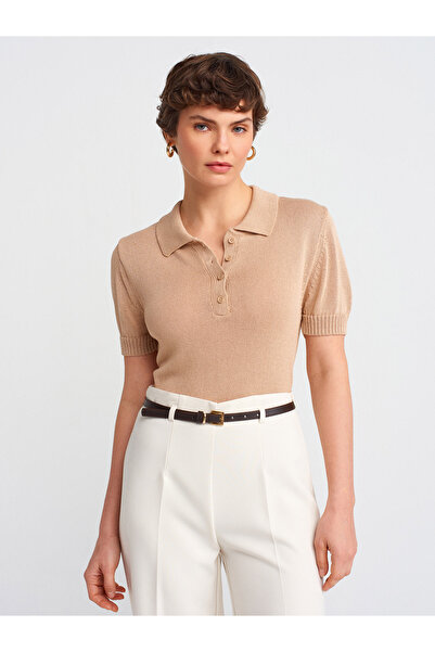 Dilvin 10719 بلوزة تريكو رفيعة بأزرار وياقة بولو - بيج