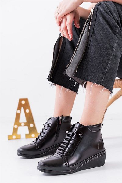 Wanetti Black Women's Leather Boots Winter Lace Up Zippered Inside Fiber Orthopedic Mother Boots Half Short Daily
