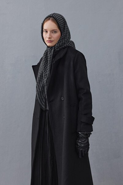 Fahhar Black Hooded Scarf Houndstooth