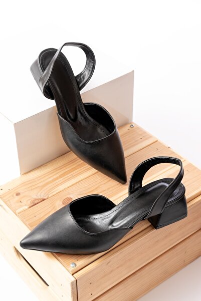 DURUNUN BUTİĞİ Pantofi cu toc cu vârf ascuțit Duton Black (toc de 4 cm).