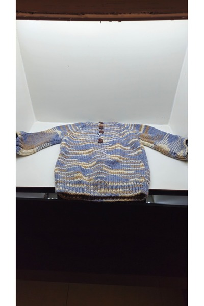 Mersin Alzheimer Derneği Mavi Kahreverengi Gri Detaylı El Örgüsü Arkadan Düğmeli Bebek Kazak 6-9 ay