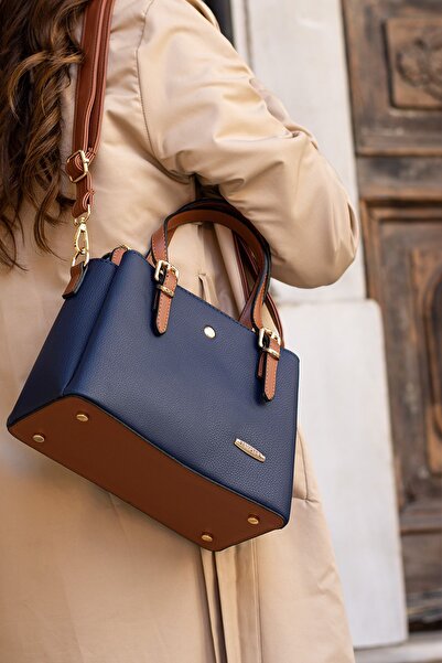 Sanmorris SARGIN Kadın Uzun Askılı 4 Bölmeli Gold Aksesuarlı Sade Şık Omuz Ve...