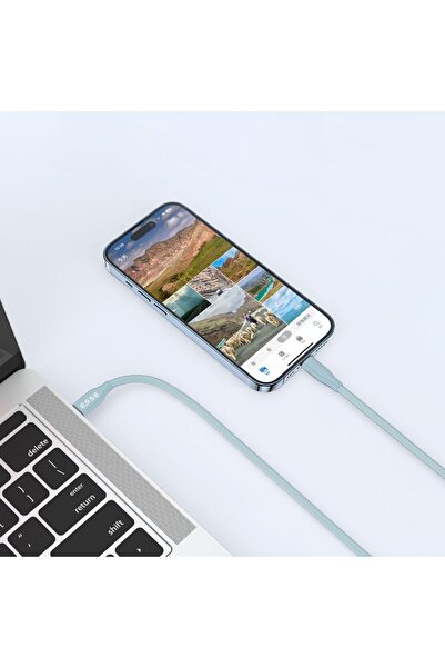 Esse كابل LOOP من السيليكون من النوع C إلى C - 60 وات - أزرق سماوي - 1.2 متر