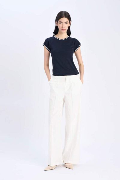 DeFacto New Season Slim Fit Slim Fit Crew Neck Ribbed Short Sleeve T-Shirt