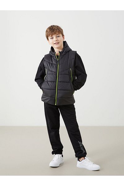LC Waikiki LCW Boy's Puffer Vest with Hood