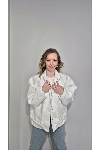 LONCA Oversize Buklet Beyaz Mont