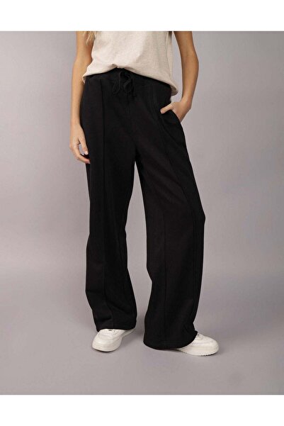 AMERICAN EAGLE بنطال رياضي واسع الساق من AE Everyday Luxe