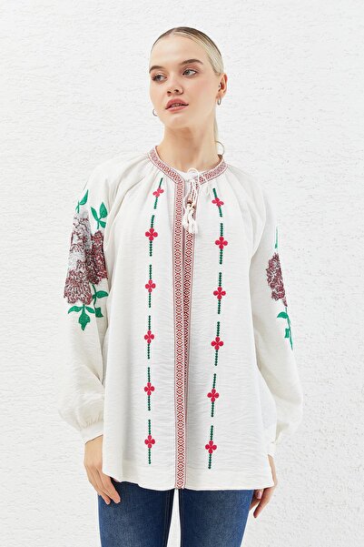 MODAJİN DADALİ Yakası Bağcıklı Nakışlı Kimono Ekru