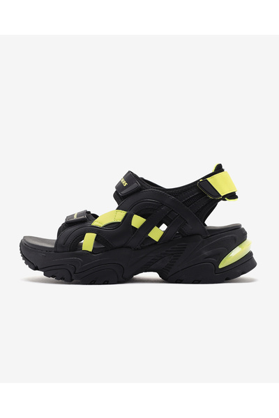 SKECHERS STAMİNA V2 - WAVED OUT Kadın Siyah Sandalet 119862 BKLM