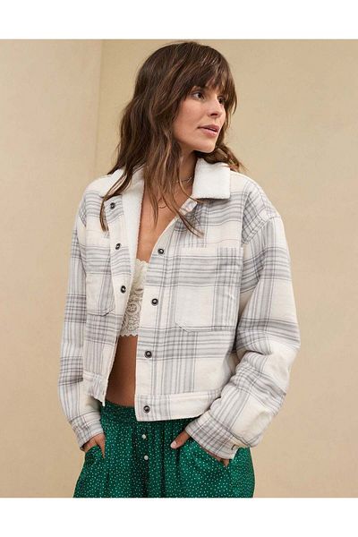 AMERICAN EAGLE Aerie Cropped Sherpa Lined Shacket