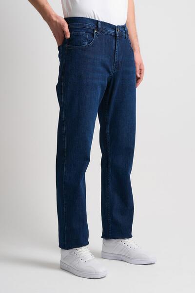 ALEXANDERGARDI Straight Fit Jean