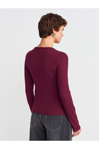 Dilvin 31548 Button Detailed Gathered Top-Burgundy