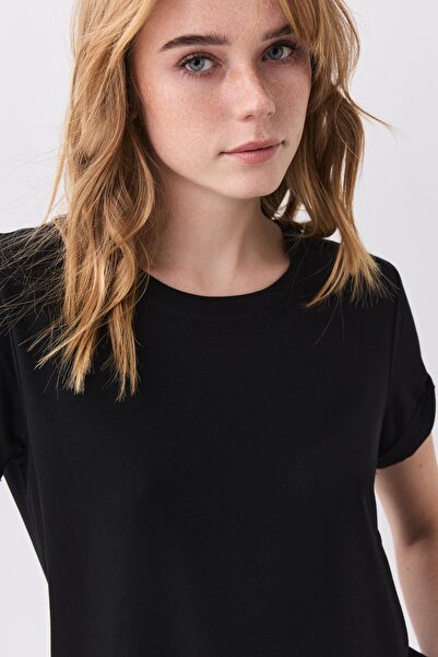 Trendiz Women's Slim Basic Viscose Tshirt Black 8013