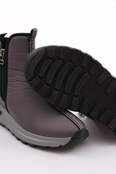 DGN 685-1 Kadin Kalin Taban Fermuar Detayli Silver Taşli Bot