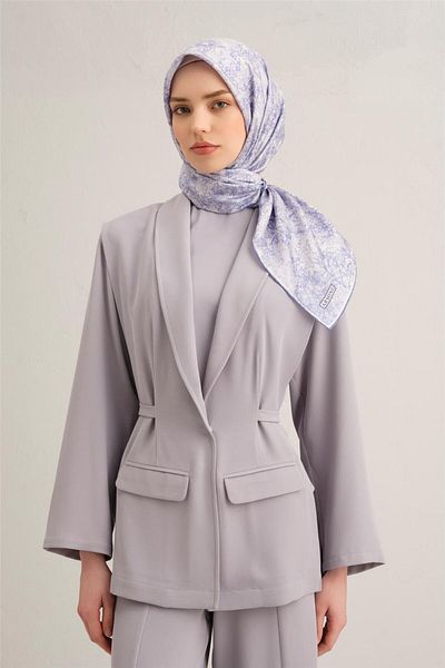 Armine Eșarfă din twill din mătase pură cu model Număr de model: 9311-06