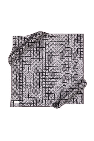 Pierre Cardin وشاح بيير كاردان كريب من الساتان مع طباعة الشعار