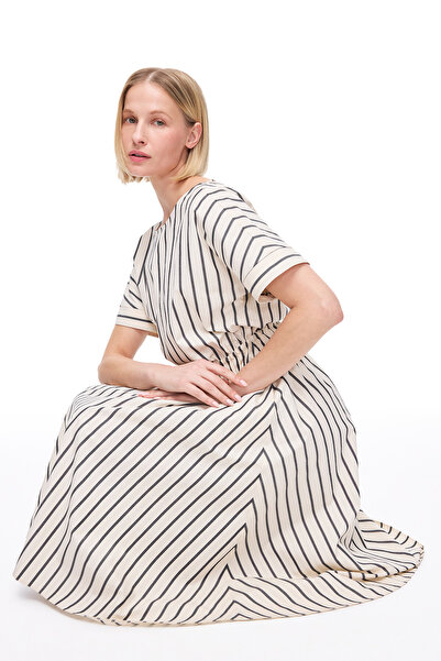 Perspective Κρεμ Chatos Slim Fit Ριγέ Φόρεμα με το γόνατο