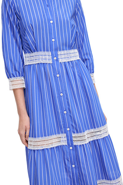 Perspective Saks Metz Regular Fit Смугасте плаття середньої довжини