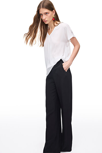 Perspective White Amethyst Comfortable Fit V-Neck Low Sleeve Blouse