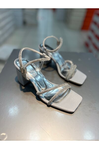 Hacıoğlu Ayakkabı Serrace Tocuri Scurte Material Importat Pantofi Rochii De S...