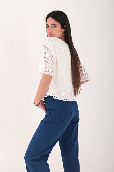 Blues Outlet ΓΥΝΑΙΚΕΙΑ ΜΑΝΙΚΙΑ ΦΑΡΟΥΣ ΑΠΟ ΤΟ ΣΩΜΑ ΚΟΝΤΗ ΔΑΝΤΕΛΑ ΜΠΛΟΥΖΑ-ΛΕΥΚΗ