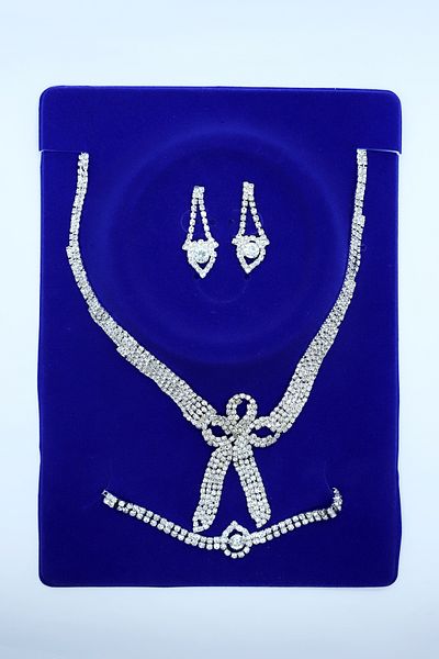 Rüveyda Bridal Jewelry Set